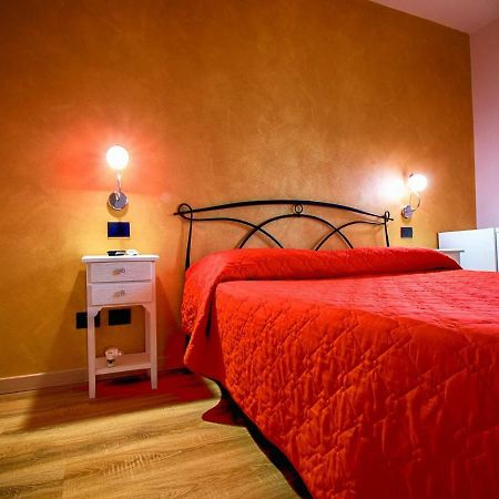 La Casa Dei Nonni Sul Garda Hotel Peschiera del Garda Kültér fotó
