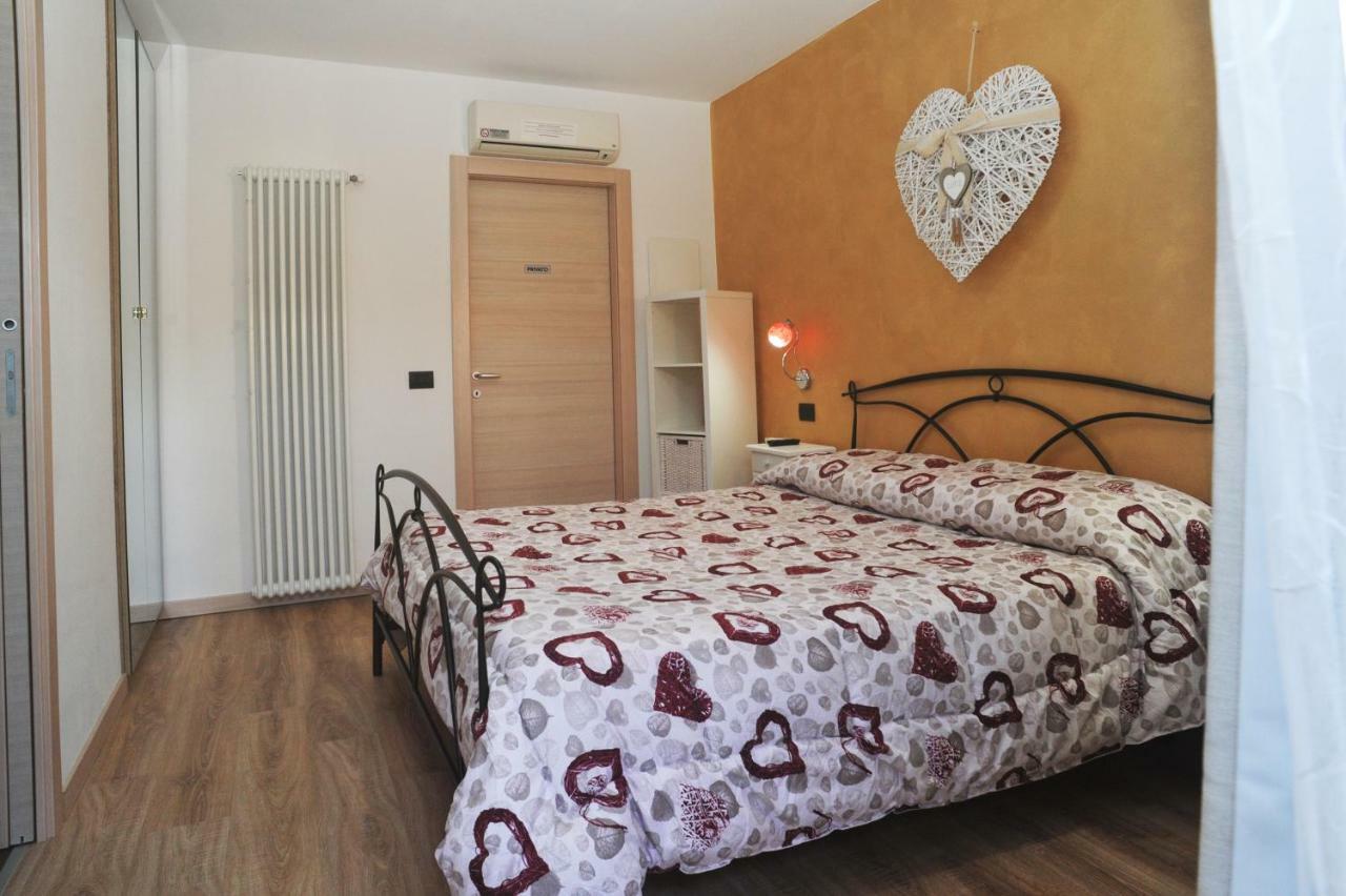 La Casa Dei Nonni Sul Garda Hotel Peschiera del Garda Kültér fotó
